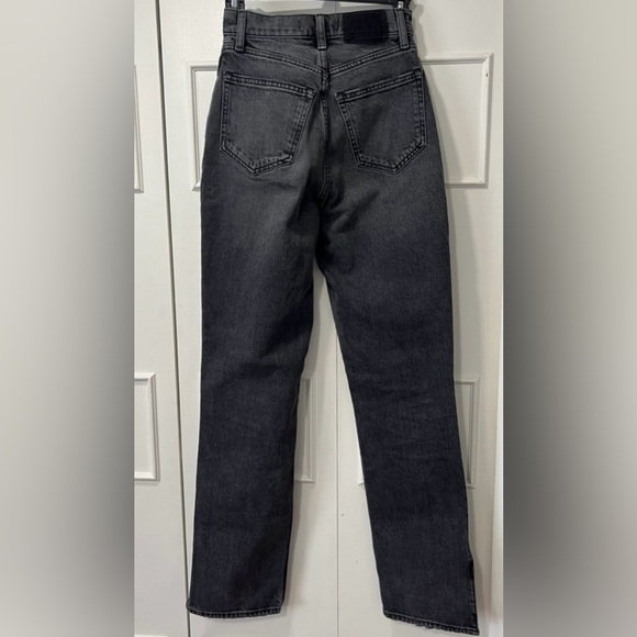 NWT! Abercrombie & Fitch curve love the 90s Straight Ultra High Rise - Picture 3 of 5